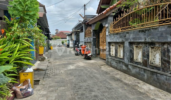 Dijual Rumah 2 Lantai Tengah Kota Denpasar Barat 2