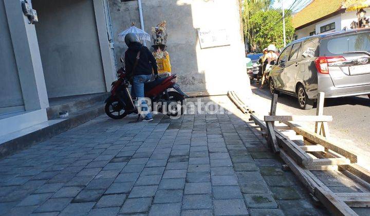 RUKO 2 LANTAI DI JALAN SHORTCUT ECHOBEACH CANGGU 2