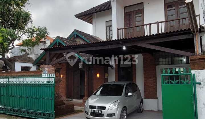 Disewakan Rumah 2,5 Lantai Denpasar Selatan 2