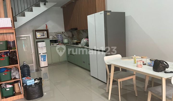 Rumah Di Jln Dr Nurdinluas Tanah 60 M² ( 4x15 )luas Bangunan 160 M²2 Kamar Tidur3 Kamar Mandibangunan 3 Lantaiac 3 Unitkithcen Setkulkassemi Furnishharga 2 Milyar Nego Tipis 2