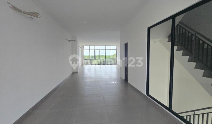 Rukan Marina Bay Pik 2 Type Hollywood Ready 2 Unit Gandeng Uk. 6X21 M²Luas Tnh 126 M²Luas Bngunan 441 M²Bangunan 3 Lantai Harga Sewa 400 Juta/Thn/Unit