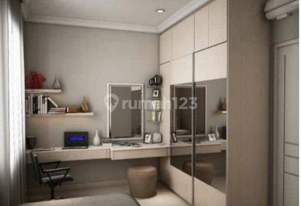 Rumah Di Cluster Alicante Gading Serpong
hadap Timur Utara
luas Tanah 16x18
bangunan 12x18.  2 Lantai
posisi Hoek
free Space Hoek +/-  120 M² . Full Furnish Mewah. Harga 8,5 Milyar Nego. 2