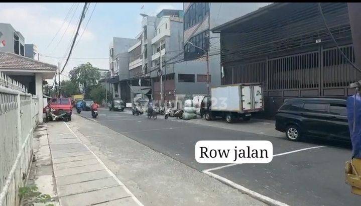 Ruko Jembatan Lima Sawah Lio Raya. Cocok Buat Tempat Usaha /rumah / Gudang / Kost Bangunan Baru Tingal Finishing Depan Jalan Raya Row 2 Mobil Jalan Masuk Fuso Ban 6. Luas Tanah 283m2. Harga 6,8 Milyar Nego Sampai Deal 1