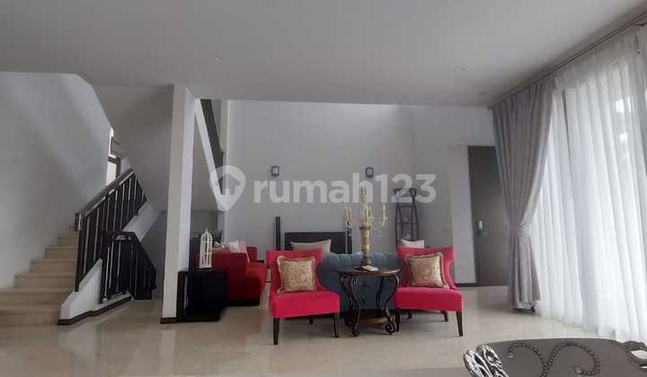 Rumah The Zora. Luas Tanah 190 M². Luas Bangunan 302 M². Bangunan 3 Lantai. Hadap Utara. Surat Shm. Semi Furnish. Canopy. Digital Door Lock. Lift. Cctv Smart Home System. Harga 8,7 Milyar Nego Tipis. Harga Di Jamin Murah