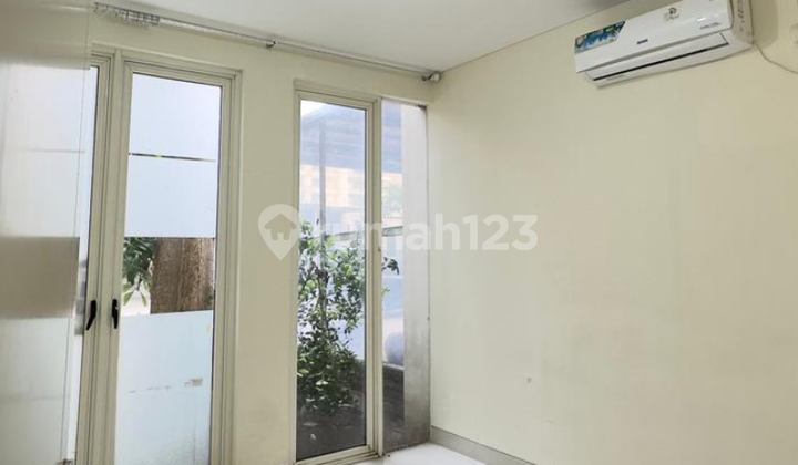 Disewakan Rumah Zimbali Costa, Pakuwon City Surabaya Timur 2