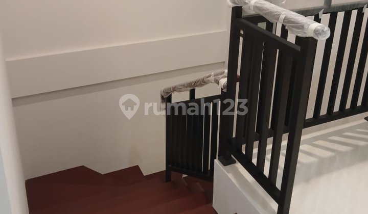 Rumah Baru Gress Suvadiva Pakuwon City Surabaya Timur Minimalis Modern 2