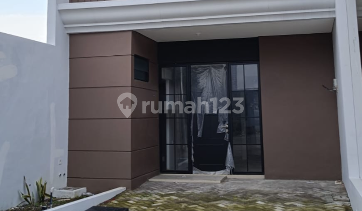 For Rent Regency One Eastpoin House Surabaya East Near Pakuwon City 1