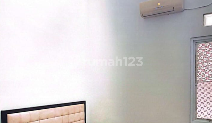 Disewakan Rumah Sukolilo Dian Regency Surabaya Disewakan Rumah Sukolilo Dian Regency Surabaya