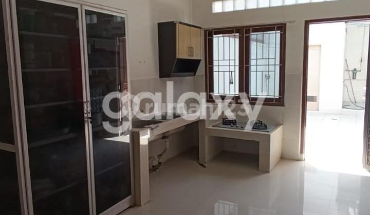 Disewakan Rumah Semi Furnish Araya Surabaya