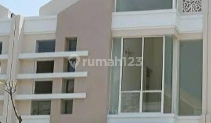 Disewakan Rumah Zimbali Costa Grand Island Pakuwon City Surabaya 1