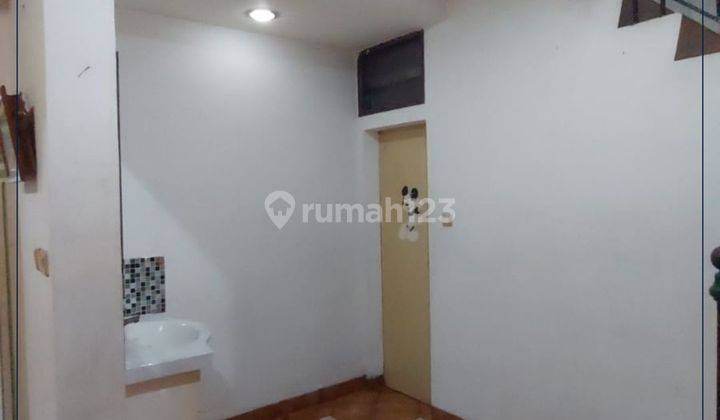 Dijual Murah Rumah 3 Lantai Di Taman Palem Jakarta Barat  2