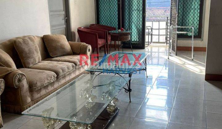 Dijual Murah Rumah 2 Lantai Bisa Untuk Tempat  Usaha Di Blok-M 2