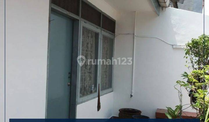 Rumah 2 Lantai siap Huni Bagus Dijual Murah  1