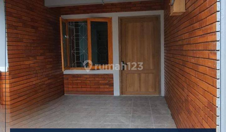 Dijual Rumah Tinggal Sangat Murah 3 Lantai Design Terakota 1