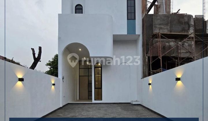 Dijual Sangat Murah Brand New House di Joglo