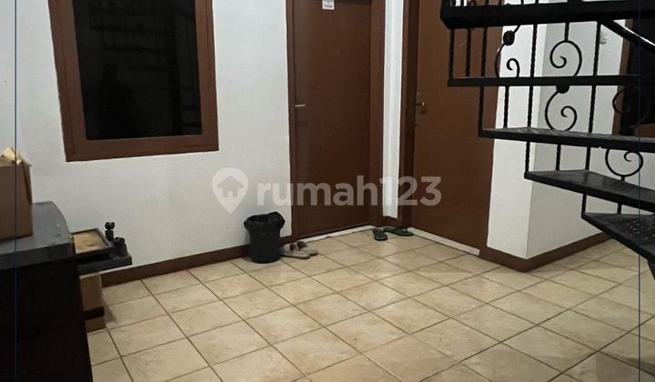 Dijual Murah Rumah Kost Pinggir Jalan di Kemanggisan 2