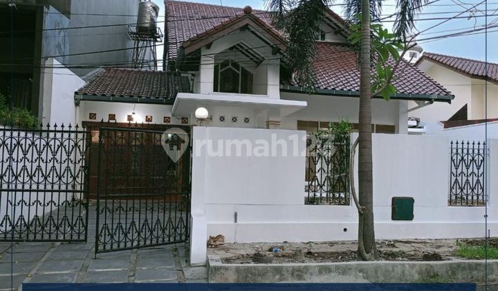 Dijual Cepat Rumah Bagus Siap Huni di Kebayoran Baru 1
