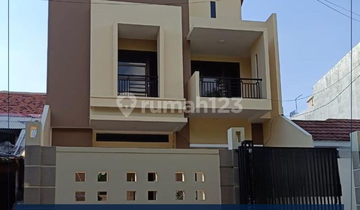 Dijual Rumah Minimalis Modern Siap Huni Di Kebon Jeruk