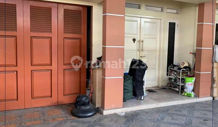 Cheap House for Sale in Kebon Jeruk 2