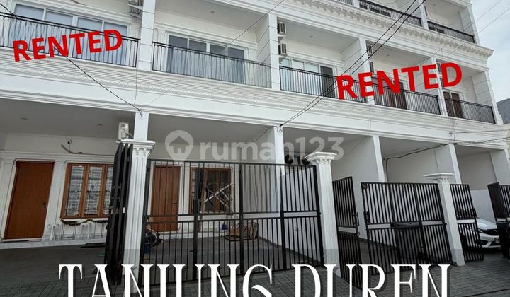 For Sale: Shop House/House Strategic LocationTanjung Duren - West Jakarta 1