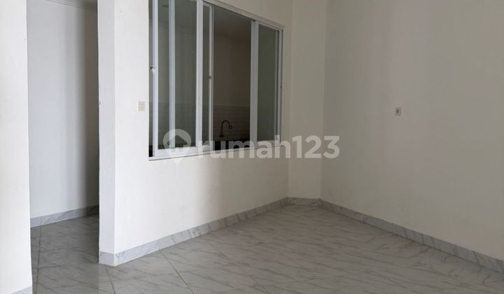 For Sale: Shop House/House Strategic LocationTanjung Duren - West Jakarta 2