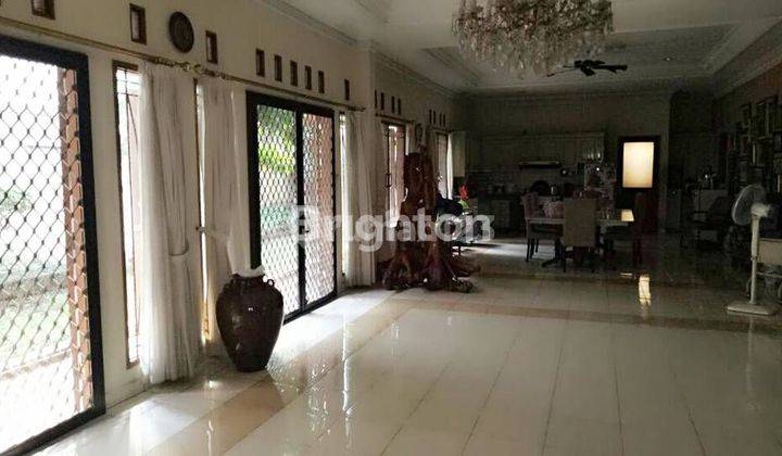 RUMAH ASRI SUPER LUAS DI CEMPAKA PUTIH [R 895 J] 1