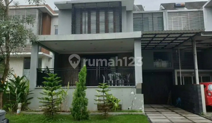 Tanah Luas Tengah Kota Pinggir Jalan