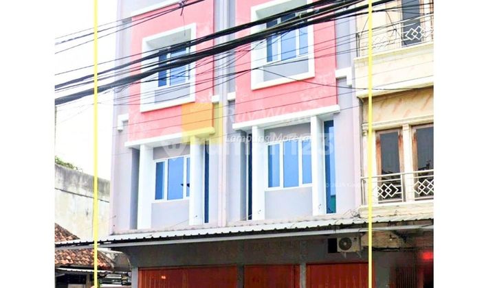 Two-Door Three-Story Shop House Kedaton Two-Door Three-Story Shop House Kedaton