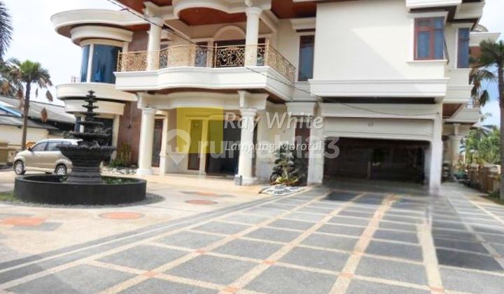 Rumah Mewah Lantai 2 Pusat Kota B. Lampung 1