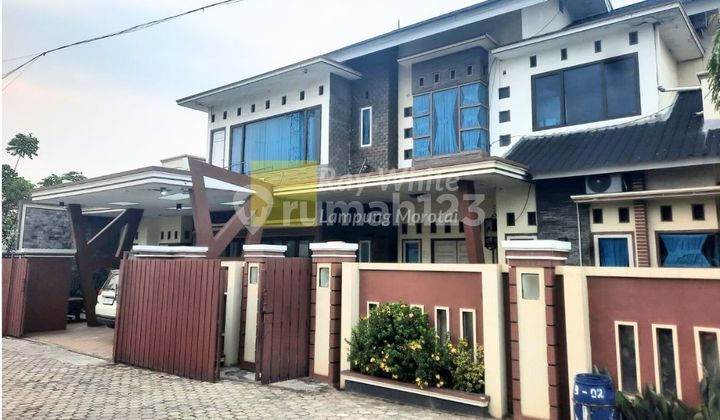 Rumah Modern Mewah Full Furnished
