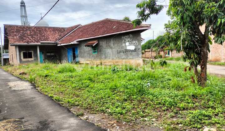 Dijual tanah bonus bangunan di jl Nunyai Rajabasa 2