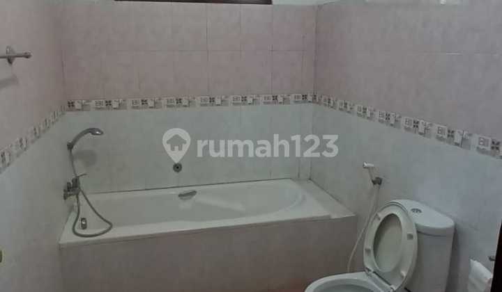 Dijual rumah di Pahoman 2