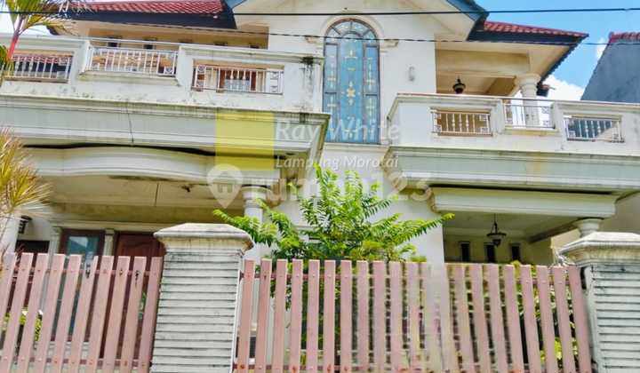 Dijual rumah di kedamaian