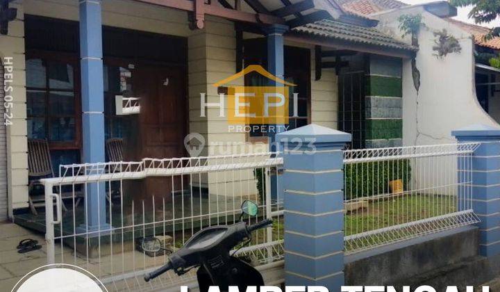 Rumah di lemper tengah tempat yang nyaman dan stategis 1