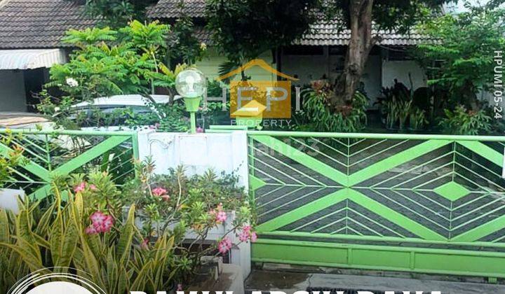 Rumah mewah dengan gaya minimalis dan letak stategis 1