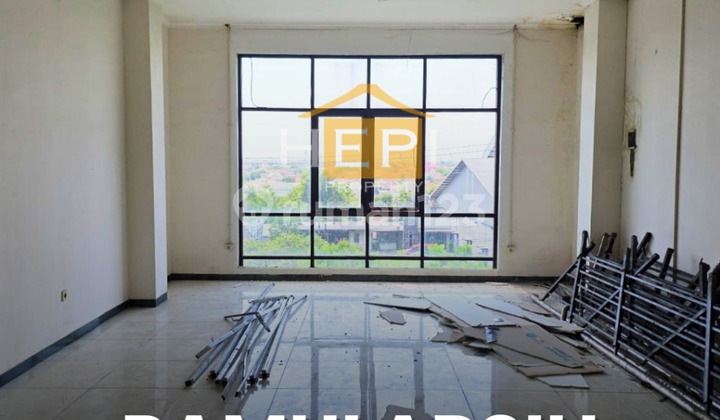 Strategic Shop House for Rent in Pamularsih, Semarang 1