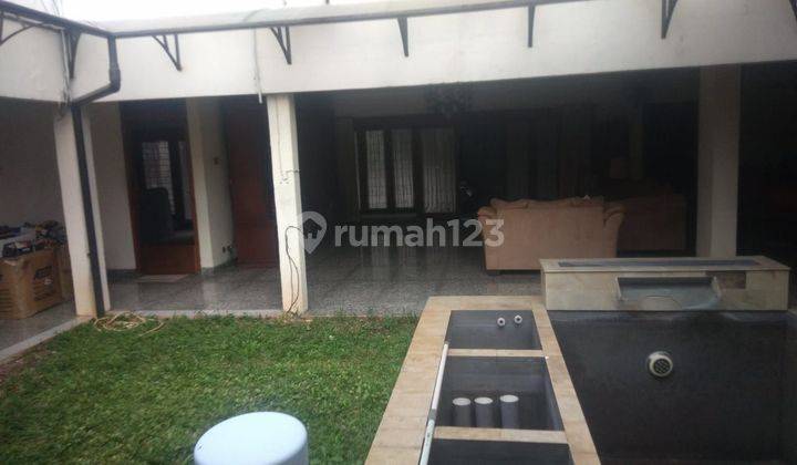 Rumah lama, murah di Cilandak Barat Jaksel 1