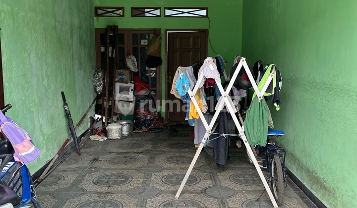 For Sale Cheap House, Strategic Near Toll Road In Pancoran Mas, Depok 2