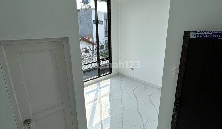 Rumah 3lt Baru Siap Huni Di Cipete Jakarta Selatan 1