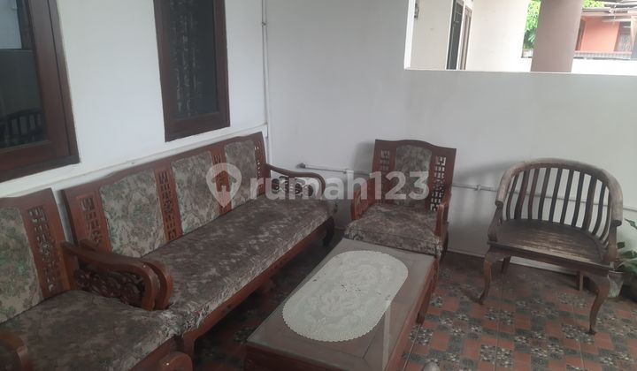 2-Story Ready-to-Occupy House in Ciganjur, South Jakarta 2-Story Ready-to-Occupy House in Ciganjur, South Jakarta