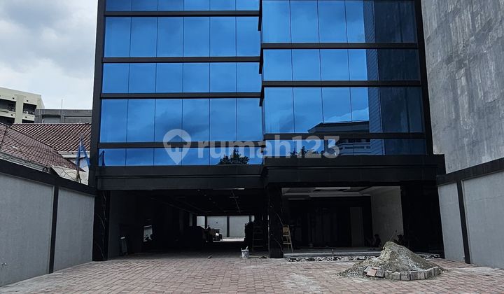Brand New 6-Storey Building in Menteng Area, Central Jakarta Brand New 6-Storey Building in Menteng Area, Central Jakarta