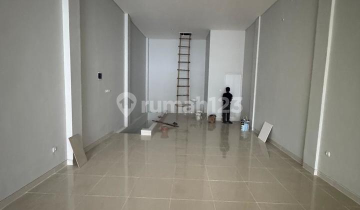 For Rent 2-Story Shop House Fully Renovated in Gading Griya Lestari Kelapa Gading 2