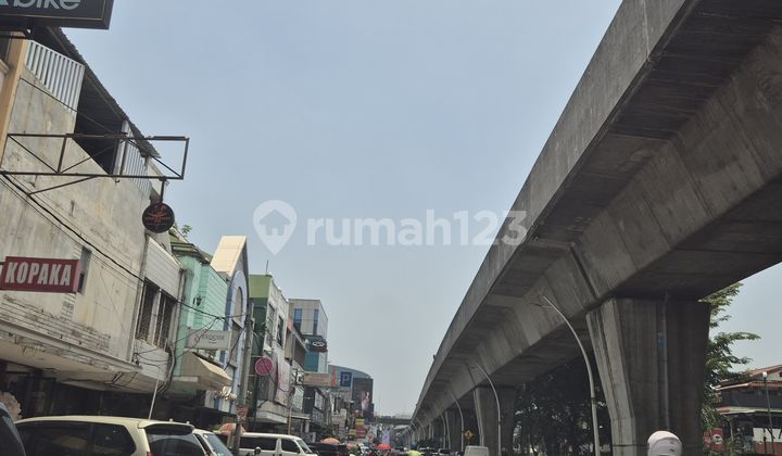 Disewakan Ruko 2.5 Lantai Strategis Boulevard Raya Kelapa Gading 2