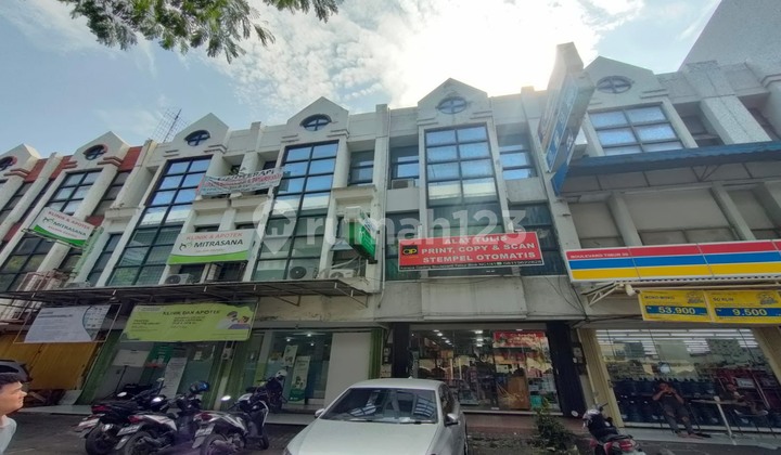 Ruko 3 Lantai Boulevard Timur Kelapa Gading 
