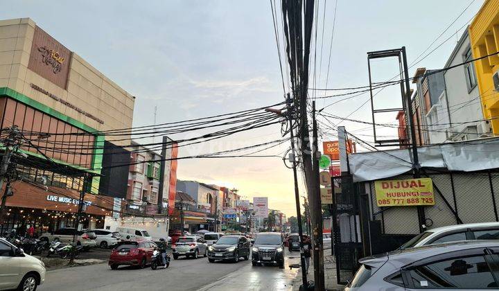 Dijual Ruko 3 Lantai Siap Pakai Lokasi Strategis Taman Ratu Jakbar 2