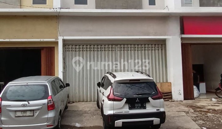 For Rent 2-Story Shop House on Jalan Kalimati Kulon Ready to Use 1