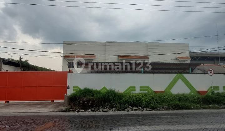 Disewakan Gudang Baru Renovasi Siap Pakai di Komplek Pergudangan Margomulyo Indah Dekat Tol Tandes