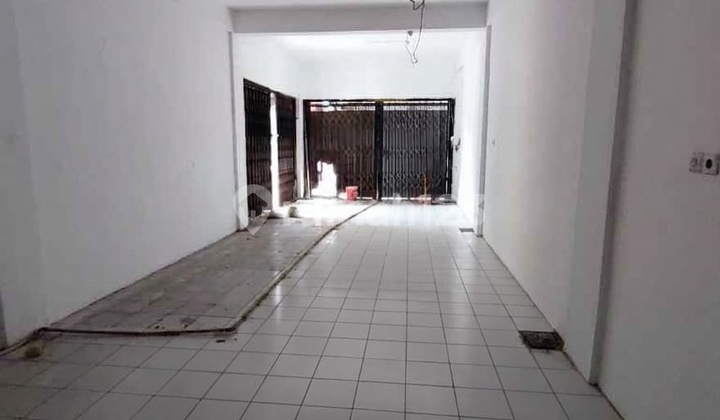 3-Story Shop House Zero Main Road Arif Rahman Hakim Ready to Use - East Surabaya 2