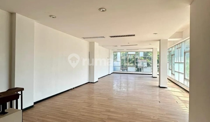 For Rent 4-Storey Shop House Ready to Use Icon 21 Merr - East Surabaya 2