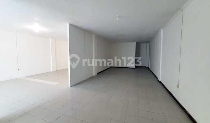 3-Story Zero-Lot Line Commercial Building on Kertajaya Main Road 2